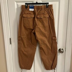 Women’s Old Navy, high-rise balloon, cargo pants size large